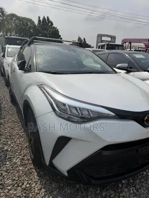 Toyota C-HR Limited 2022 White