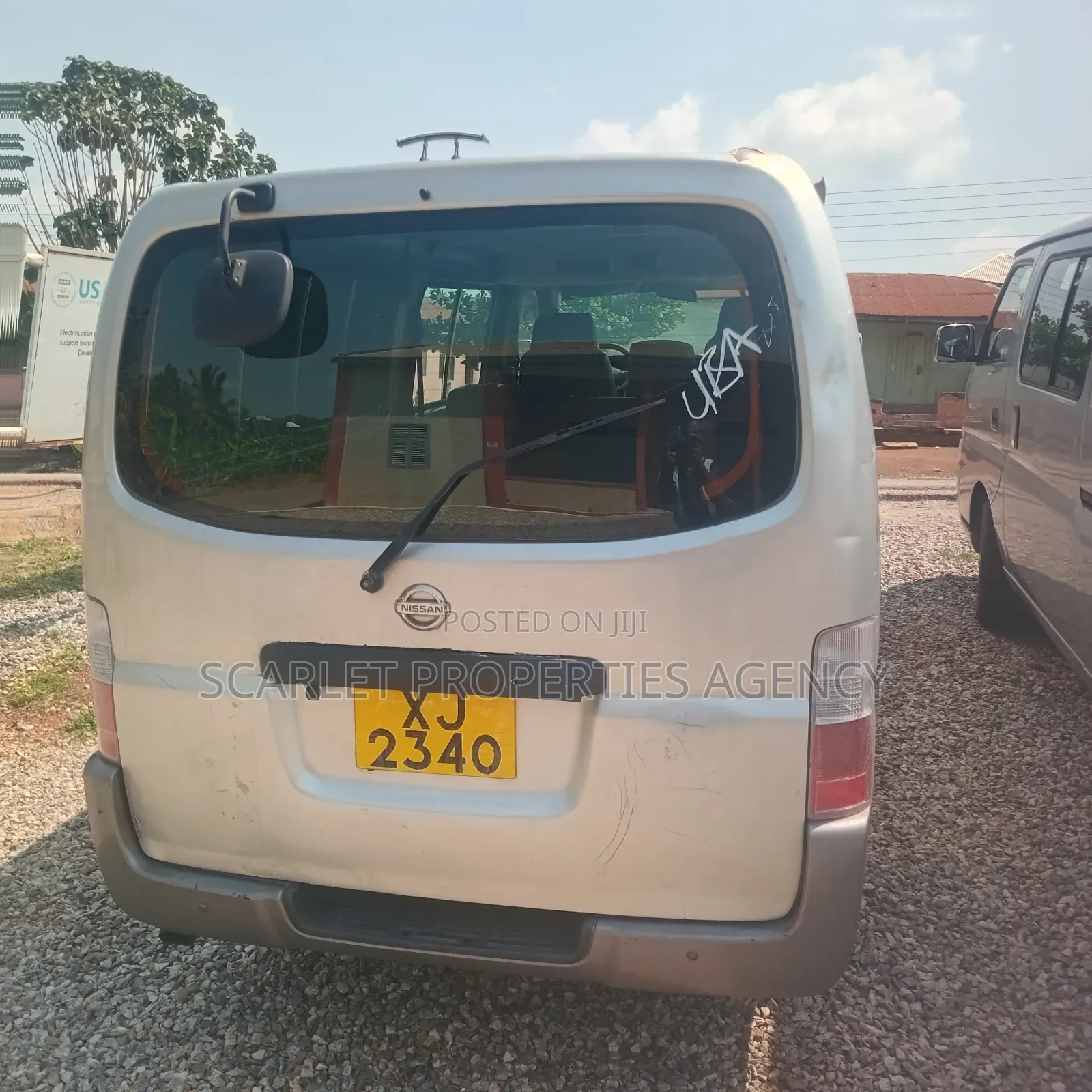 Nissan Caravan (Urvan) 2017 Silver
