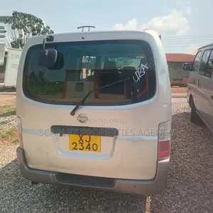 Nissan Caravan (Urvan) 2017 Silver