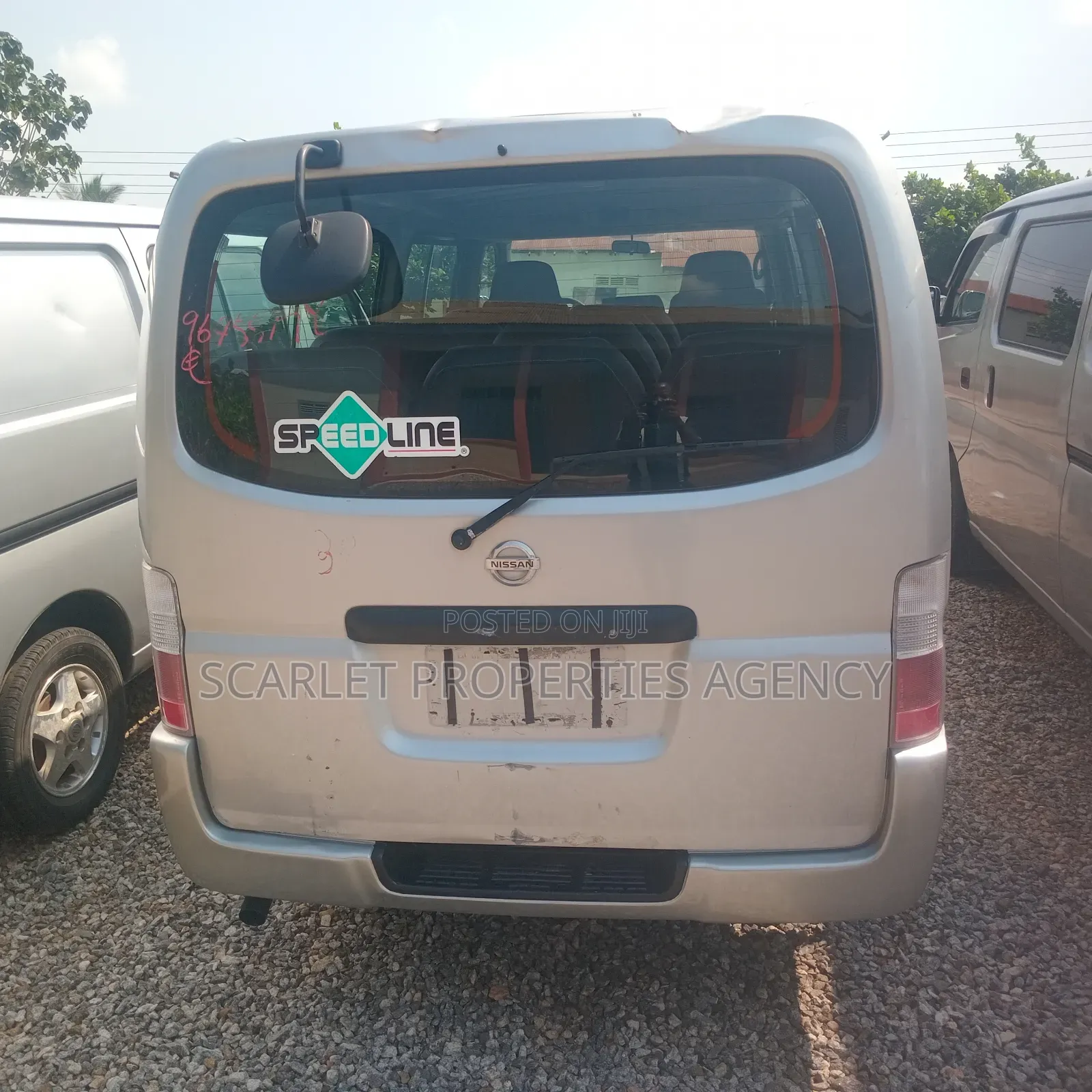 Nissan Caravan (Urvan) 2017 Silver