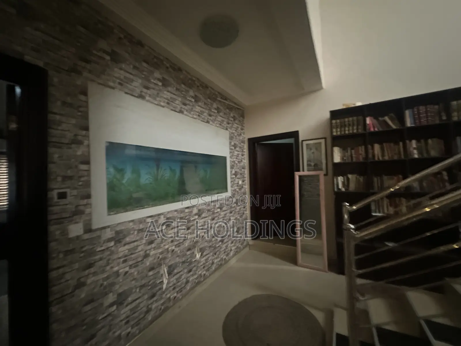 5bdrm Mansion in East Legon for rent