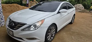 Hyundai Sonata GLS Sedan FWD (2.4L 4cyl 6A) 2013 White