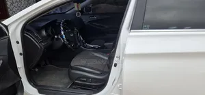 Hyundai Sonata GLS Sedan FWD (2.4L 4cyl 6A) 2013 White