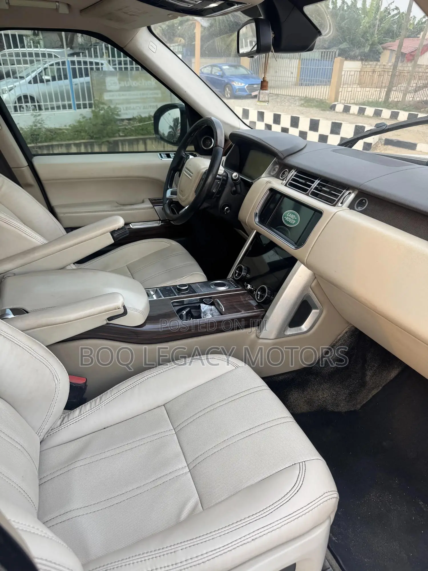 Land Rover Range Rover Vogue 2016 White