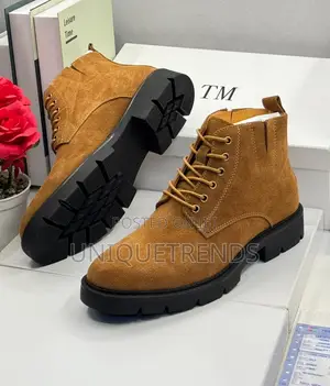 Quality Tm Lace Up Boots (Brown)