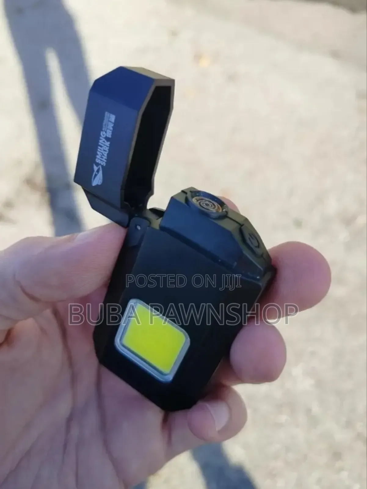 Smiling Shark Tip137 Mini Flashlight, Cob Keychain , Lighter