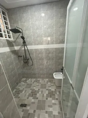 6bdrm House in Tiyumba Real Estate, West Legon for rent