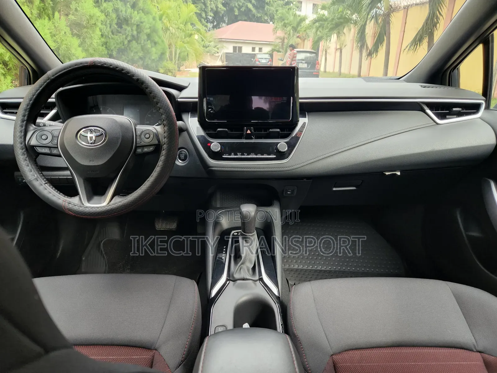 Toyota Corolla SE 2024 Gray