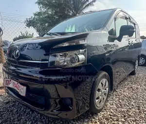 Toyota Voxy 2012 Black