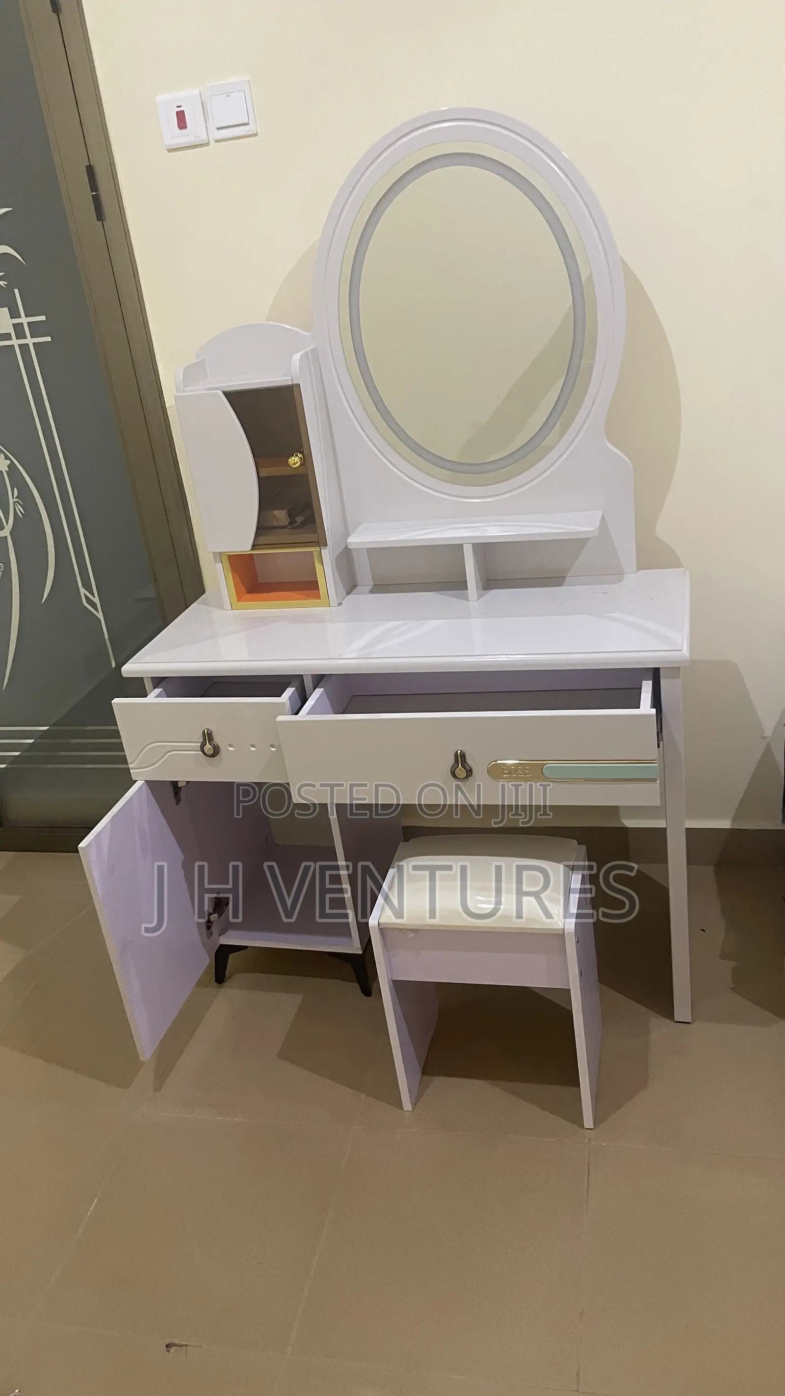 Dressing Mirror