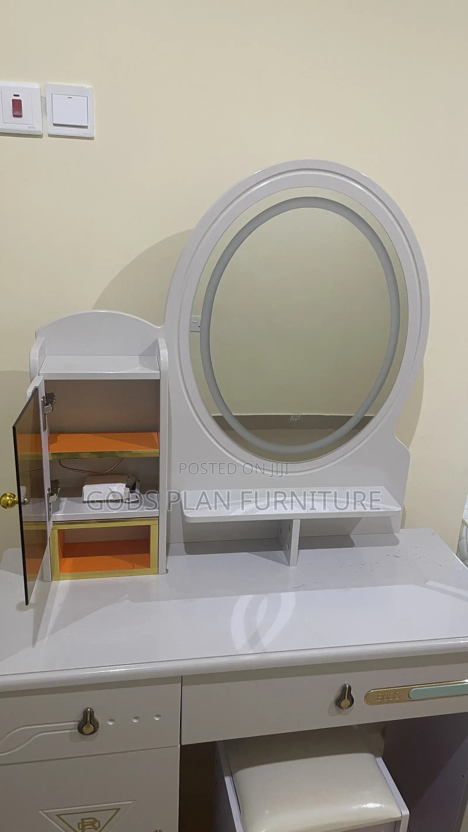 Dressing Mirror