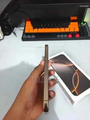Apple iPhone 16 Pro Max 512 GB Gold