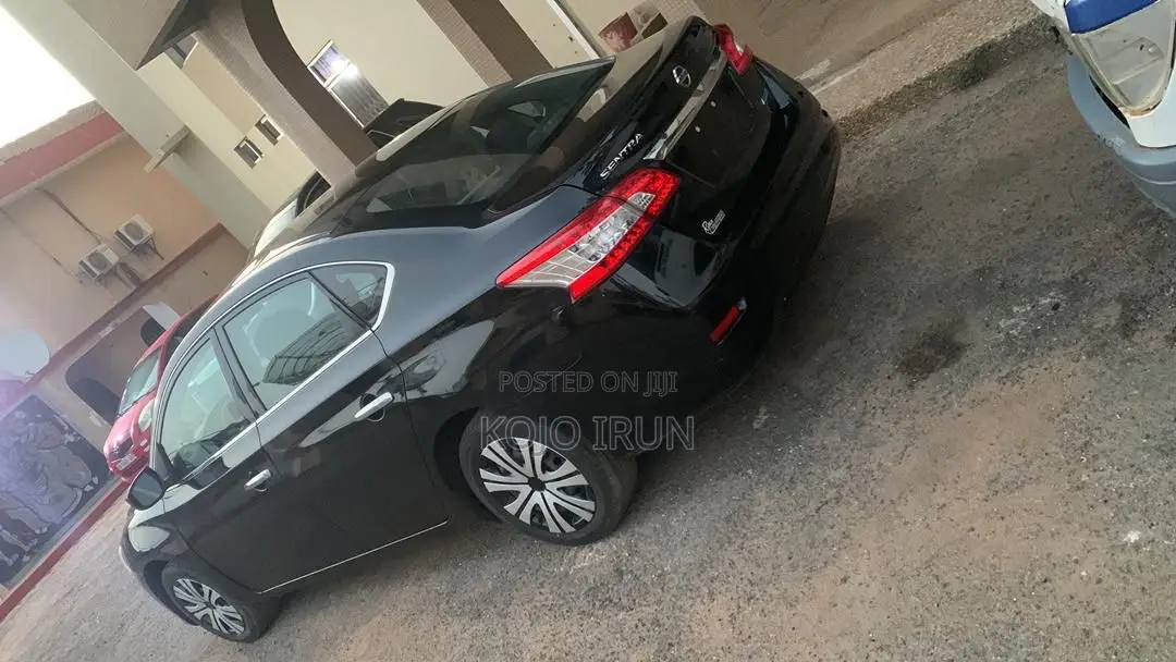 Nissan Sentra 2014 Black