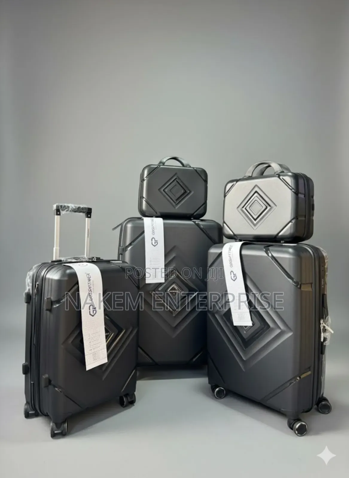 Trolley Dynasty 5in1 Anticrack Travelling Luggage With a 360 Wheels