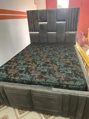 Double Bed With Mattress