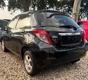 Toyota Vitz 2012 Black