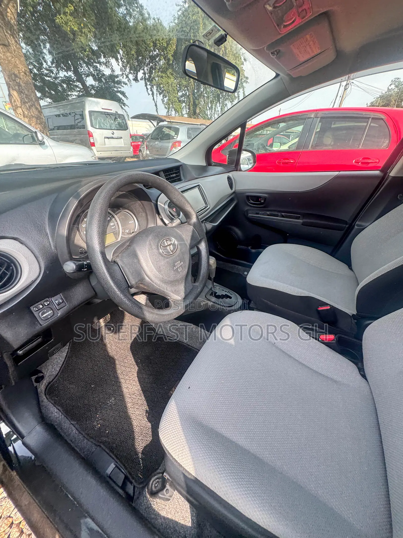 Toyota Vitz 2012 Black