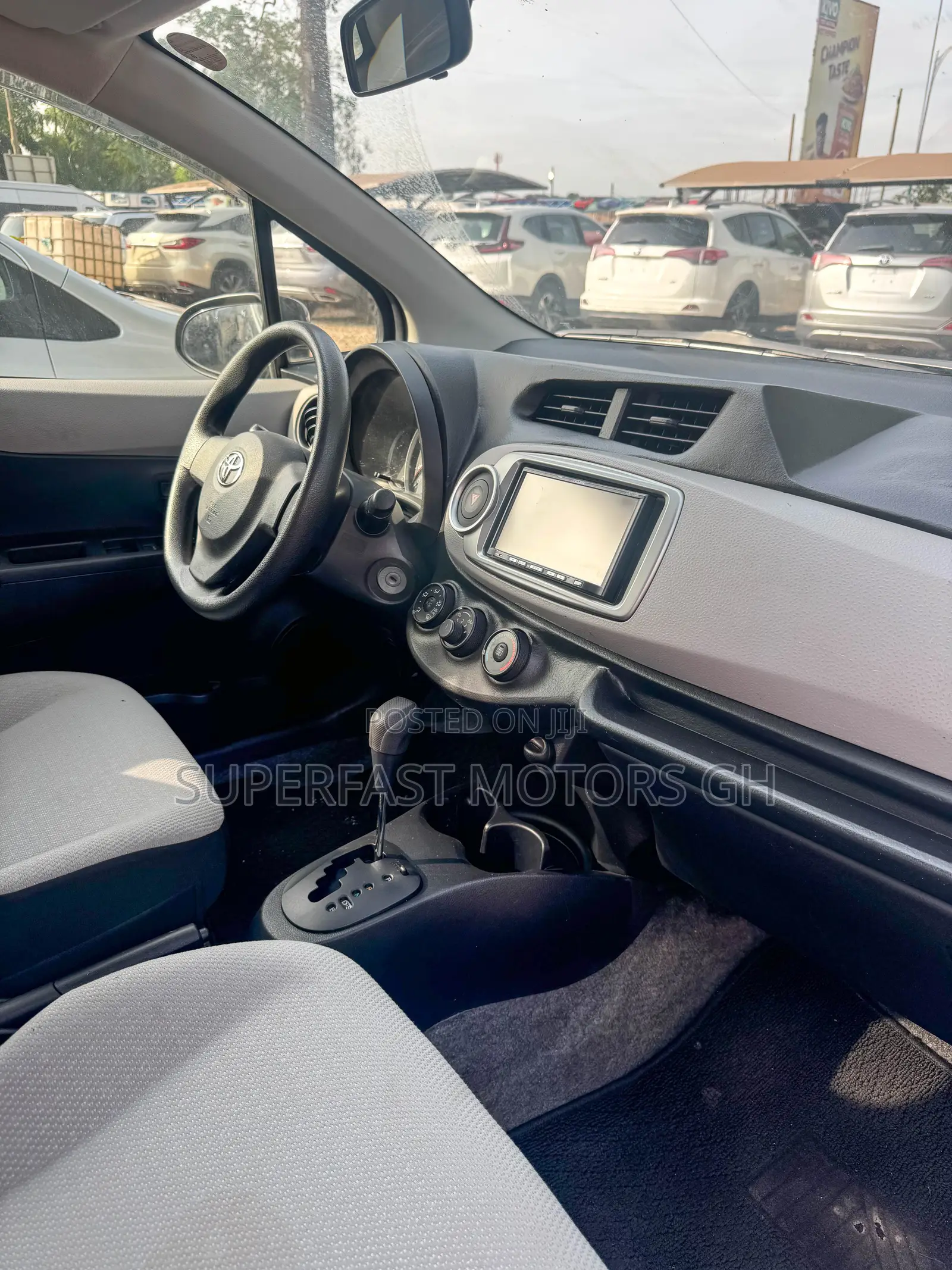 Toyota Vitz 2012 Black