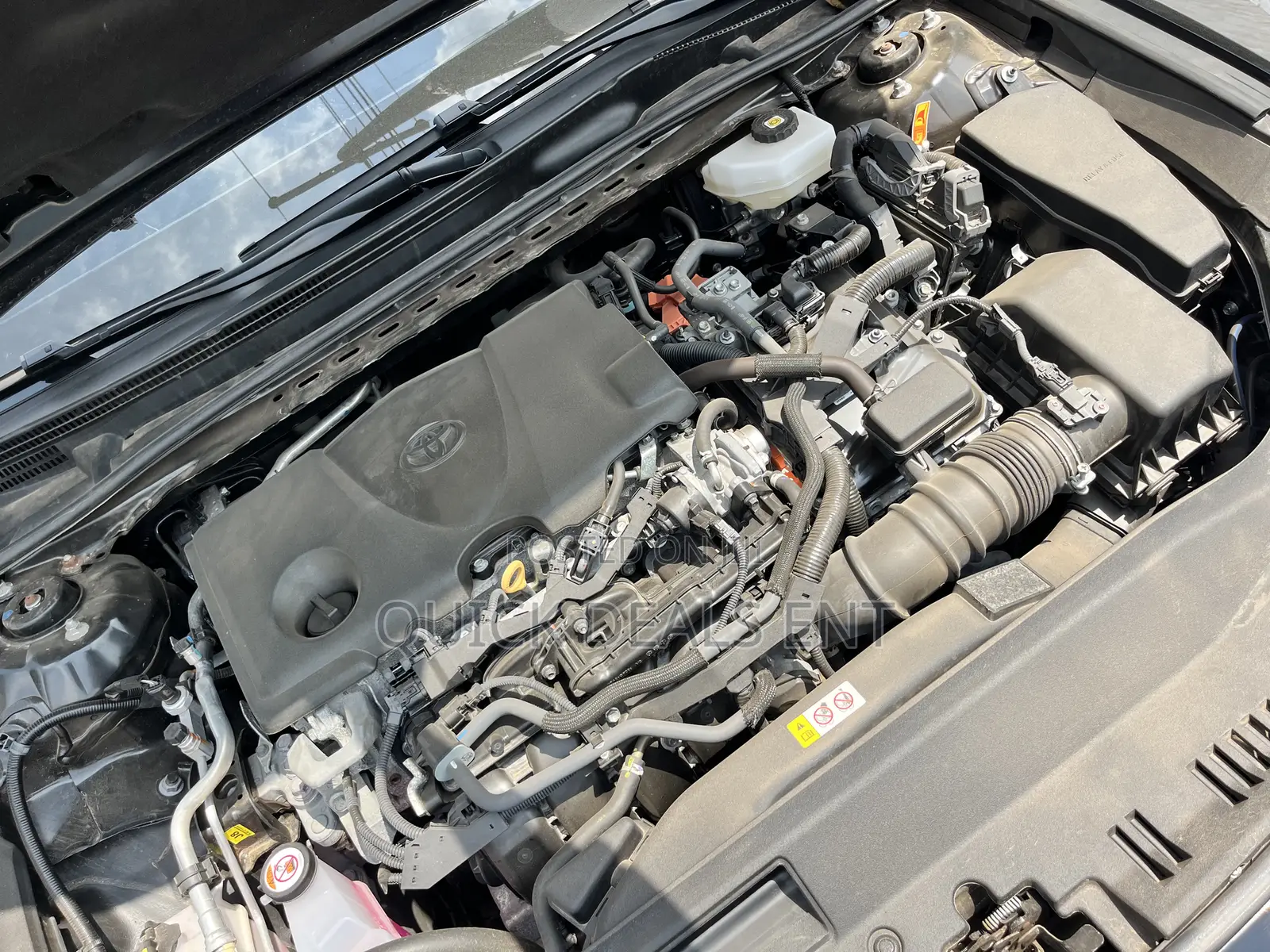 Toyota Camry SE 2024 Black