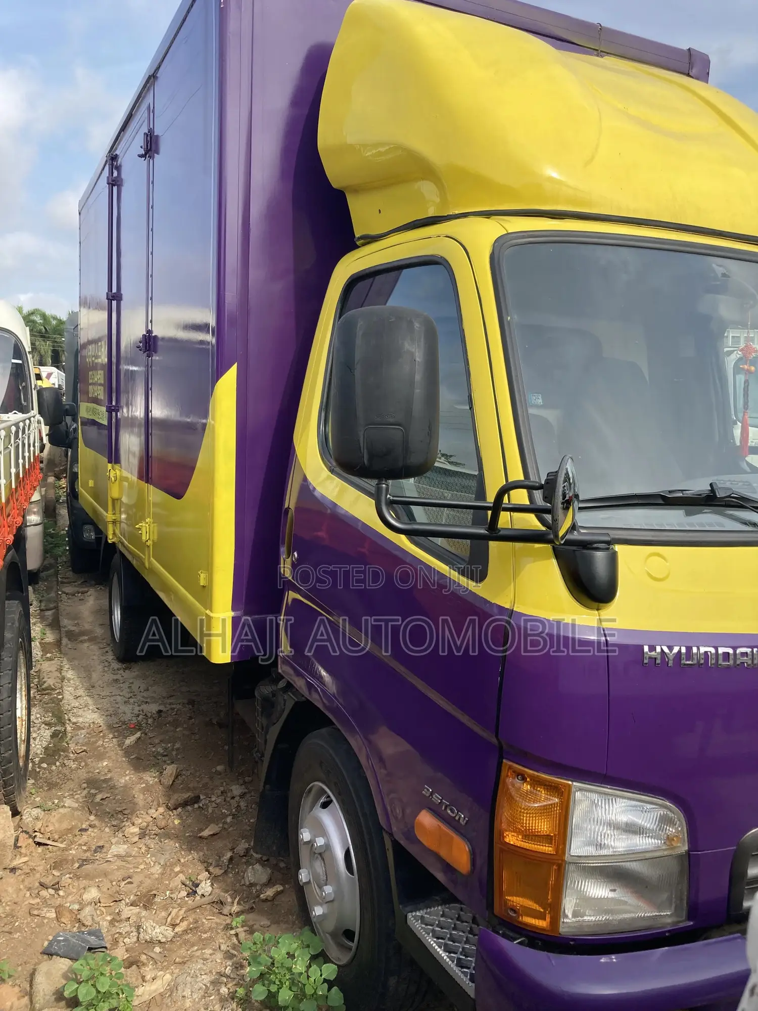 Hyundai Mighty (2) Container