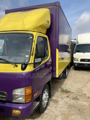 Hyundai Mighty (2) Container