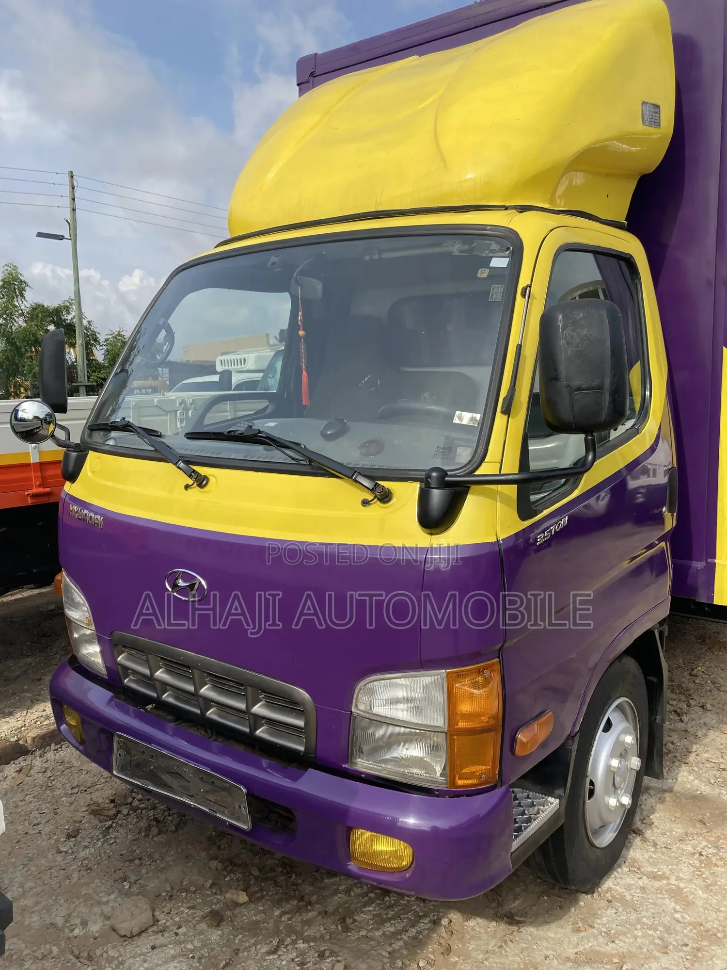 Hyundai Mighty (2) Container