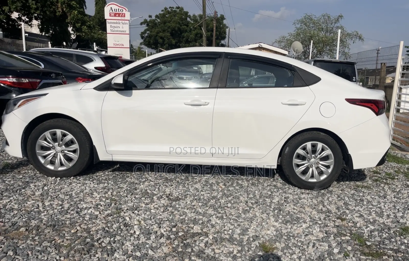 Hyundai Accent SE 2018 White
