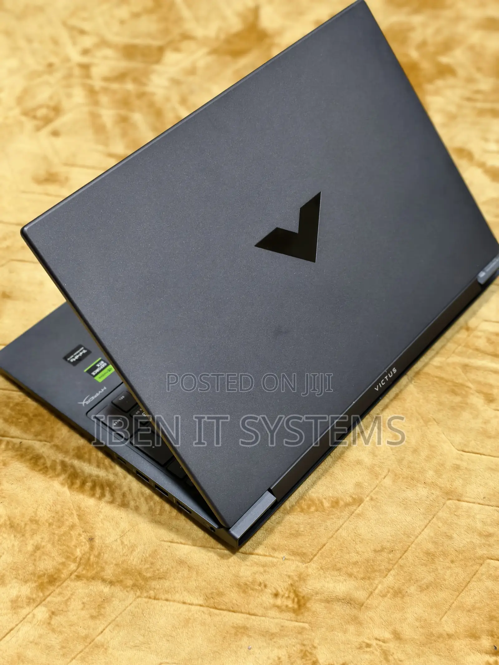 Laptop HP Victus 16 16GB AMD Ryzen 5 SSD 1T