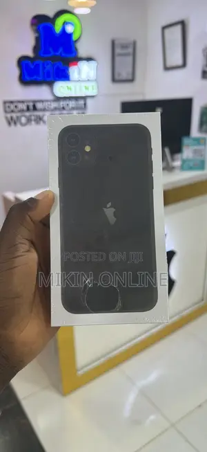 Apple iPhone 11 64 GB Black