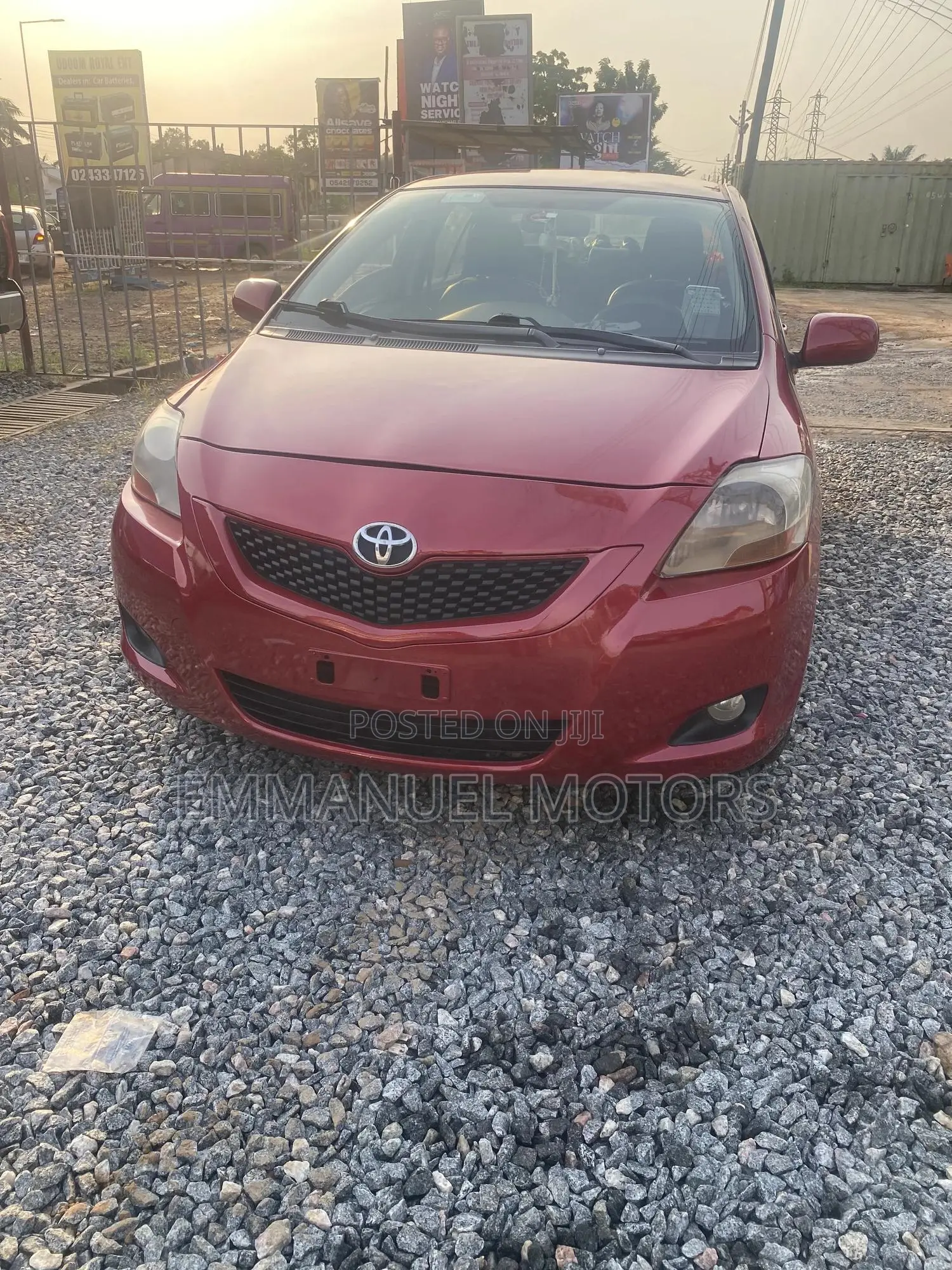 Toyota Yaris 2011 Red