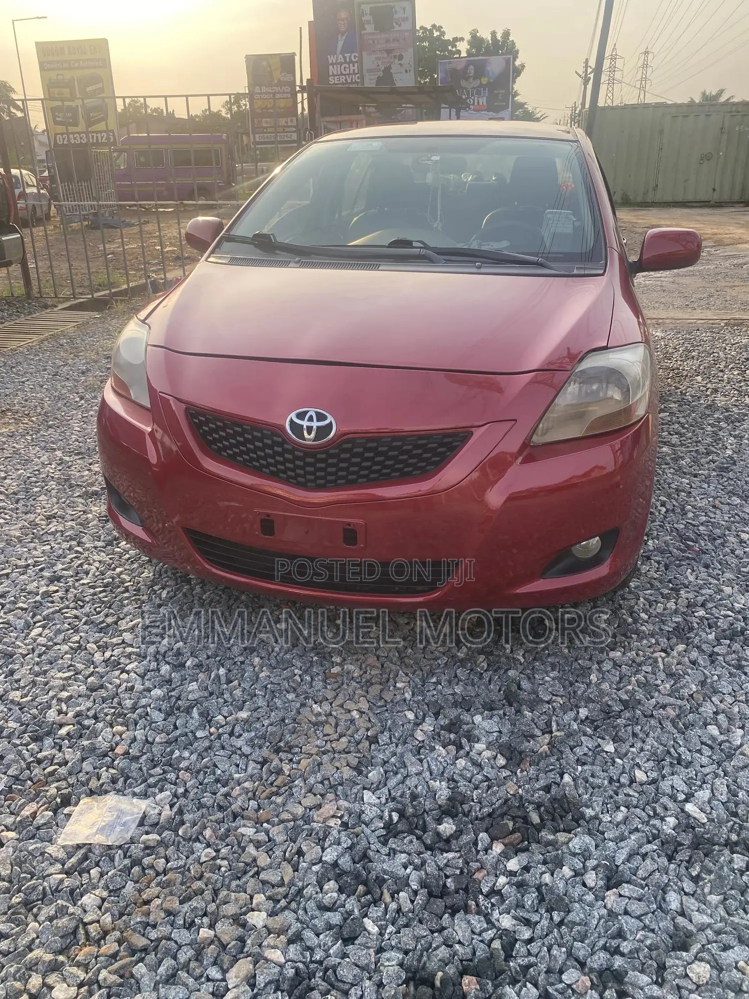 Toyota Yaris 2011 Red