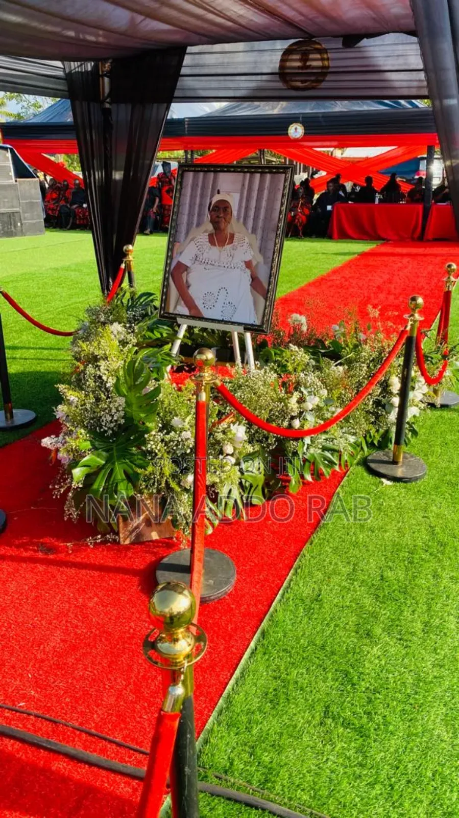 Green Carpet and Decorations for Events