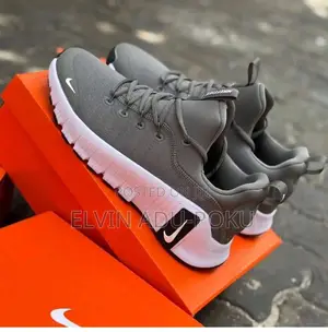 Nike Free Metcon 5 in Different Colours , Swipe > 