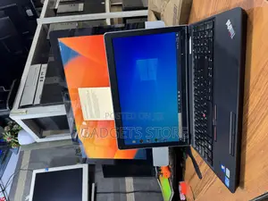 Laptop Lenovo ThinkPad Edge E520 8GB Intel Core I5 HDD 1T