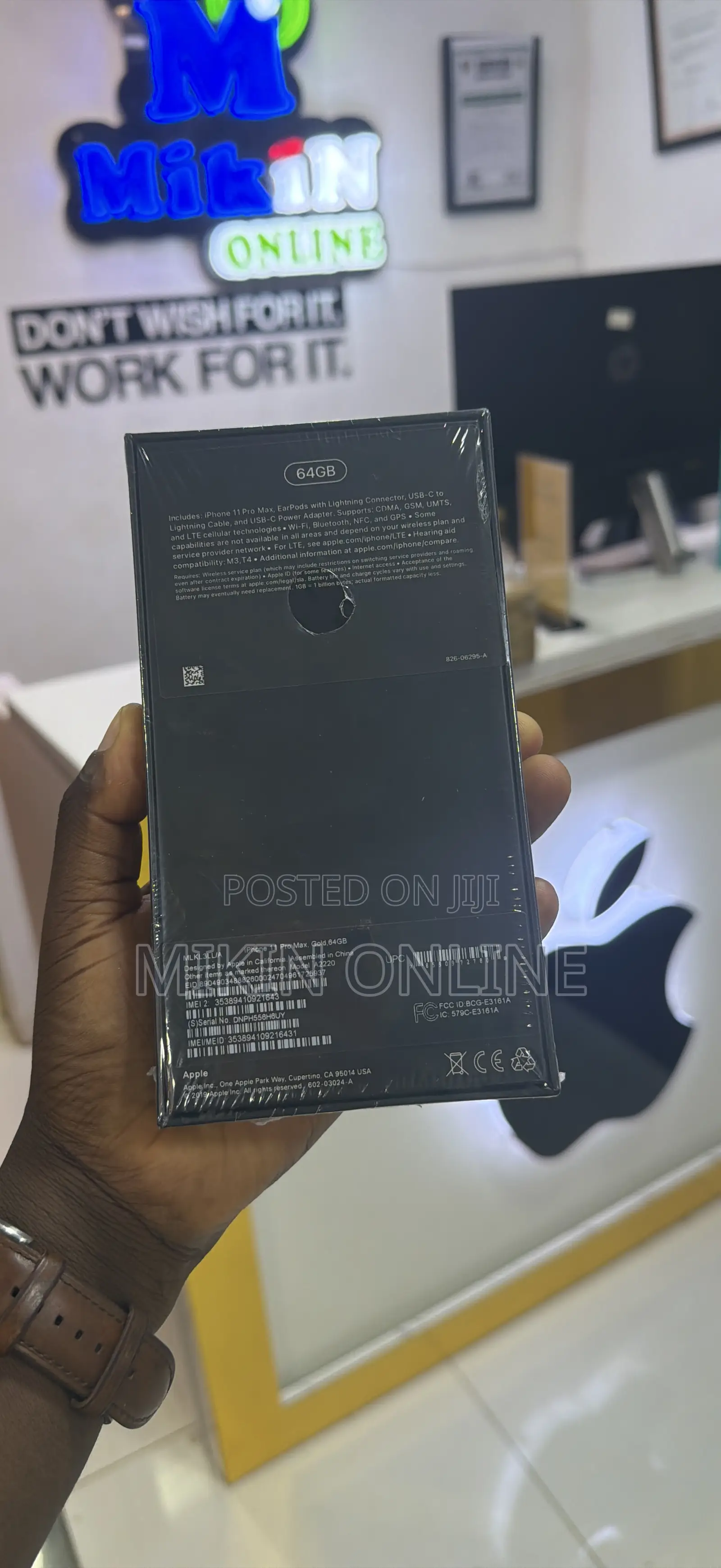 Apple iPhone 11 Pro Max 64 GB Gold