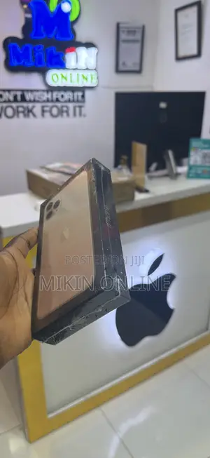 Apple iPhone 11 Pro Max 64 GB Gold