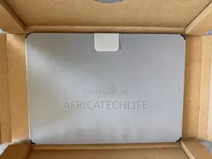 New Laptop Apple MacBook Air 2024 M3 13-inch 16GB Apple M3 SSD 512GB