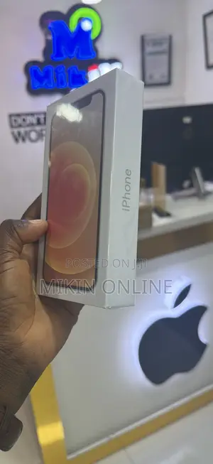 Apple iPhone 12 128 GB White
