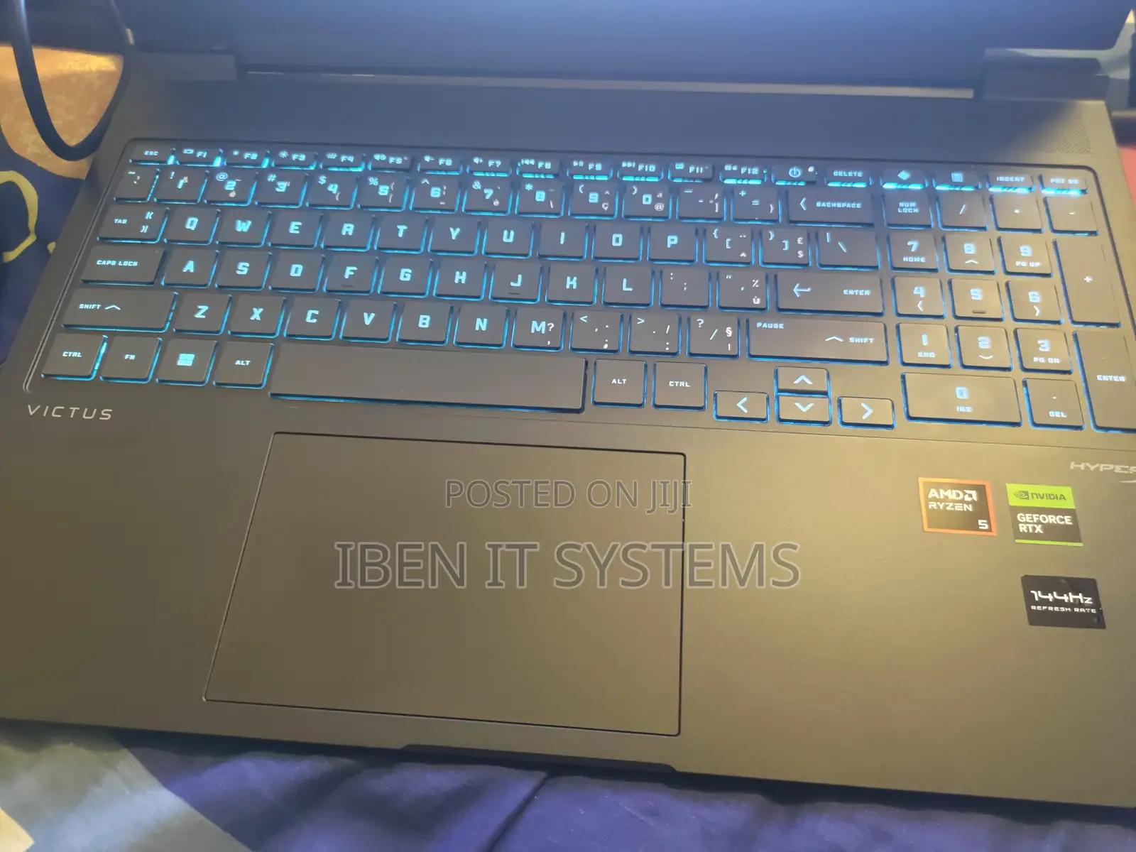 Laptop HP Victus 16 16GB AMD Ryzen 5 SSD 1T