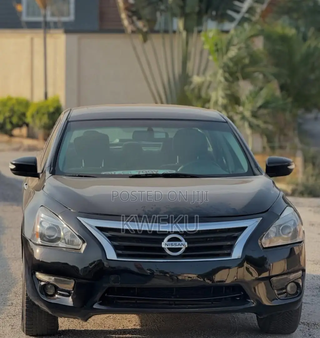 Nissan Altima 2.5 SV 4dr Sedan (2.5L 4cyl CVT) 2014 Black