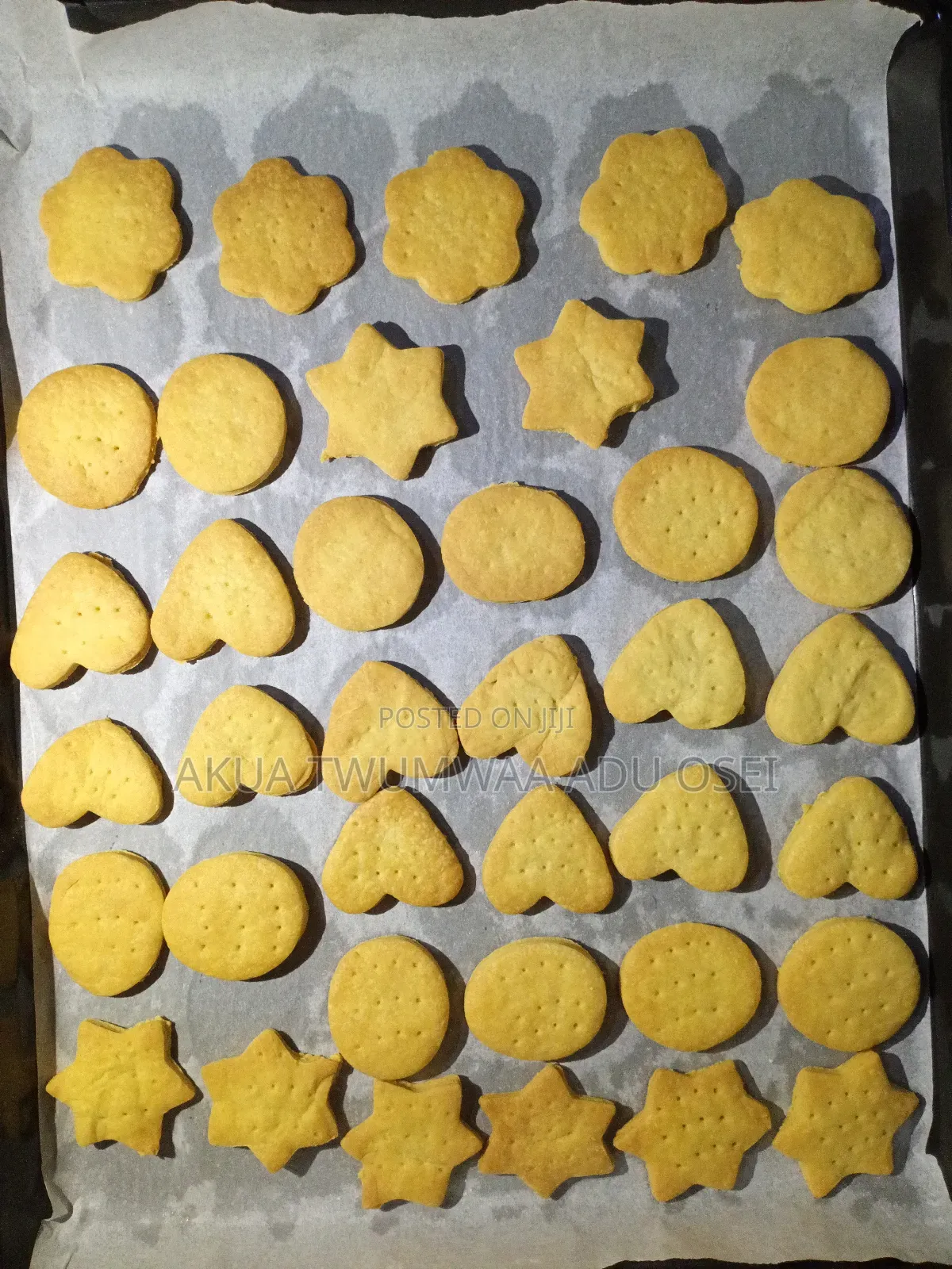 Fresh Homemade Cookies and Chips .