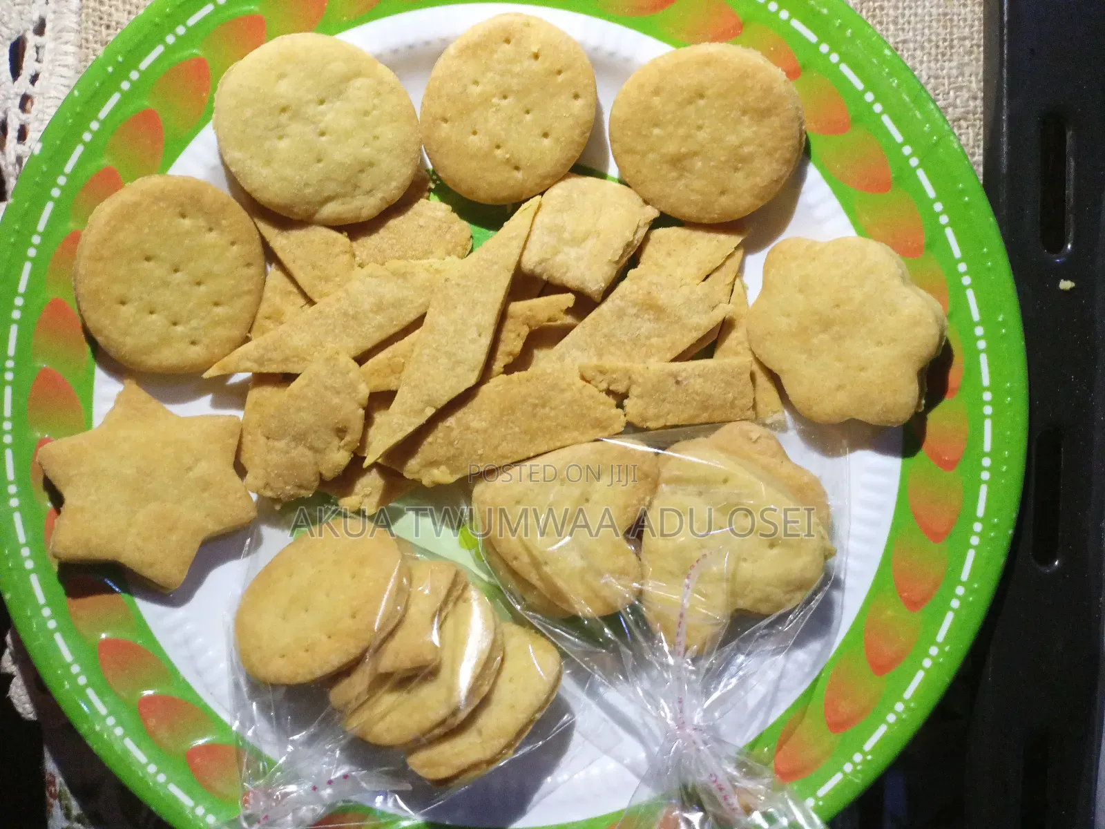 Fresh Homemade Cookies and Chips .