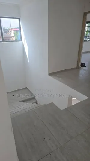 4bdrm House in West Trassaco, Ashaley Botwe for sale