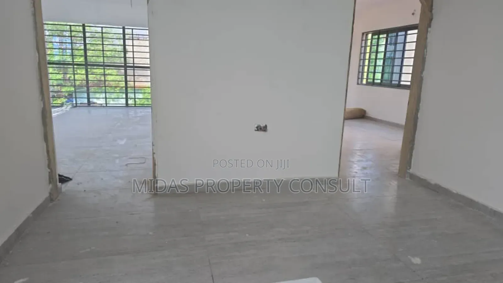 4bdrm House in West Trassaco, Ashaley Botwe for sale
