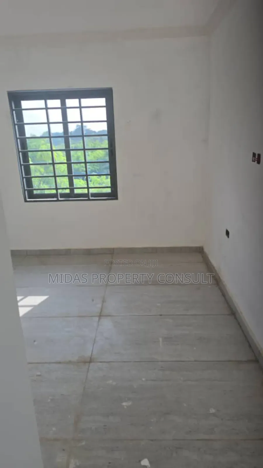 4bdrm House in West Trassaco, Ashaley Botwe for sale