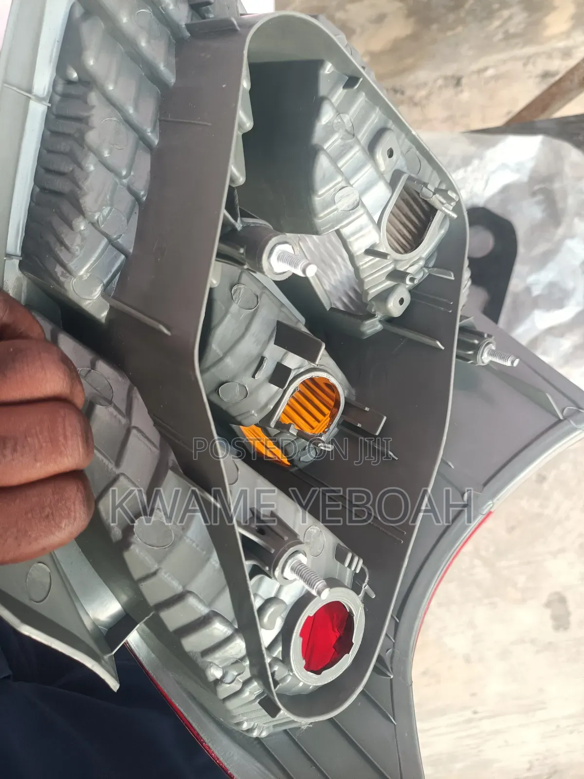 Toyota Vitz Tail Light