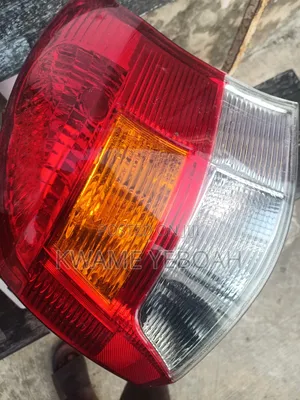 Toyota Vitz Tail Light