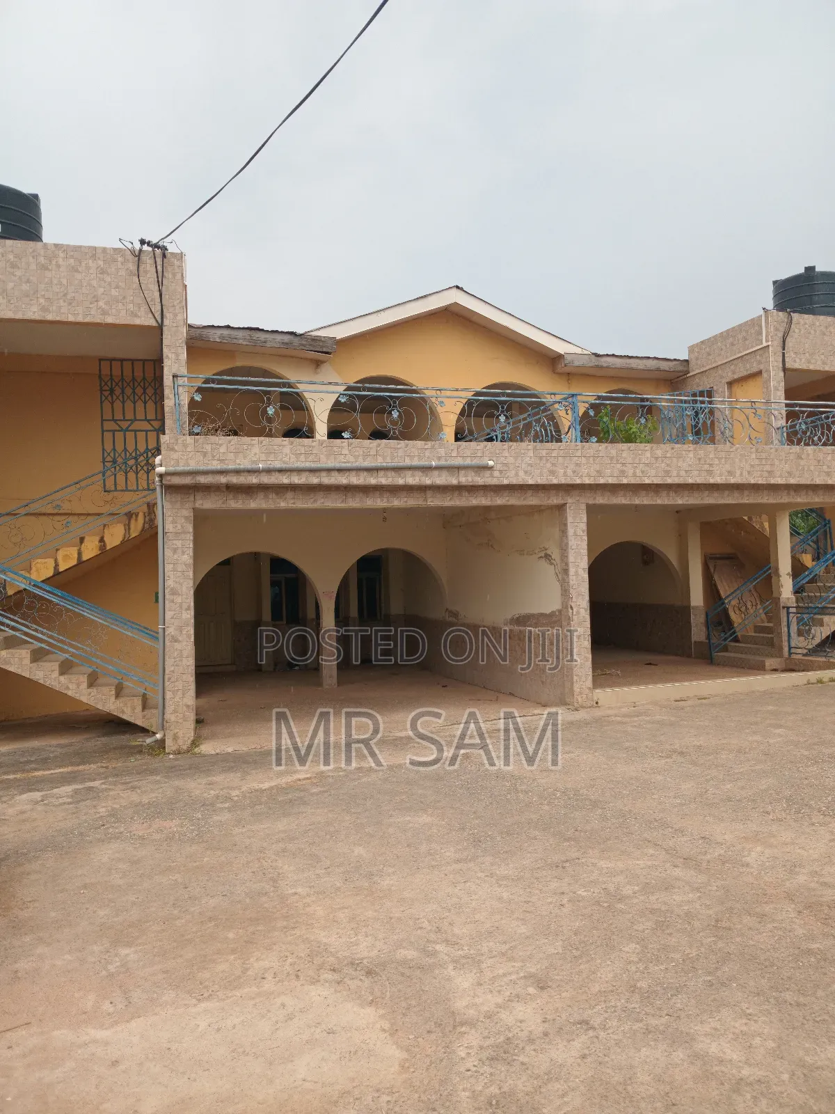 4bdrm House in Sam Properties, Mallam for sale