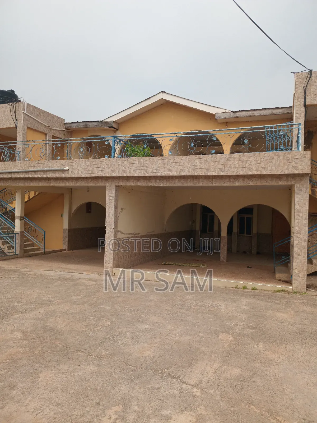 4bdrm House in Sam Properties, Mallam for sale