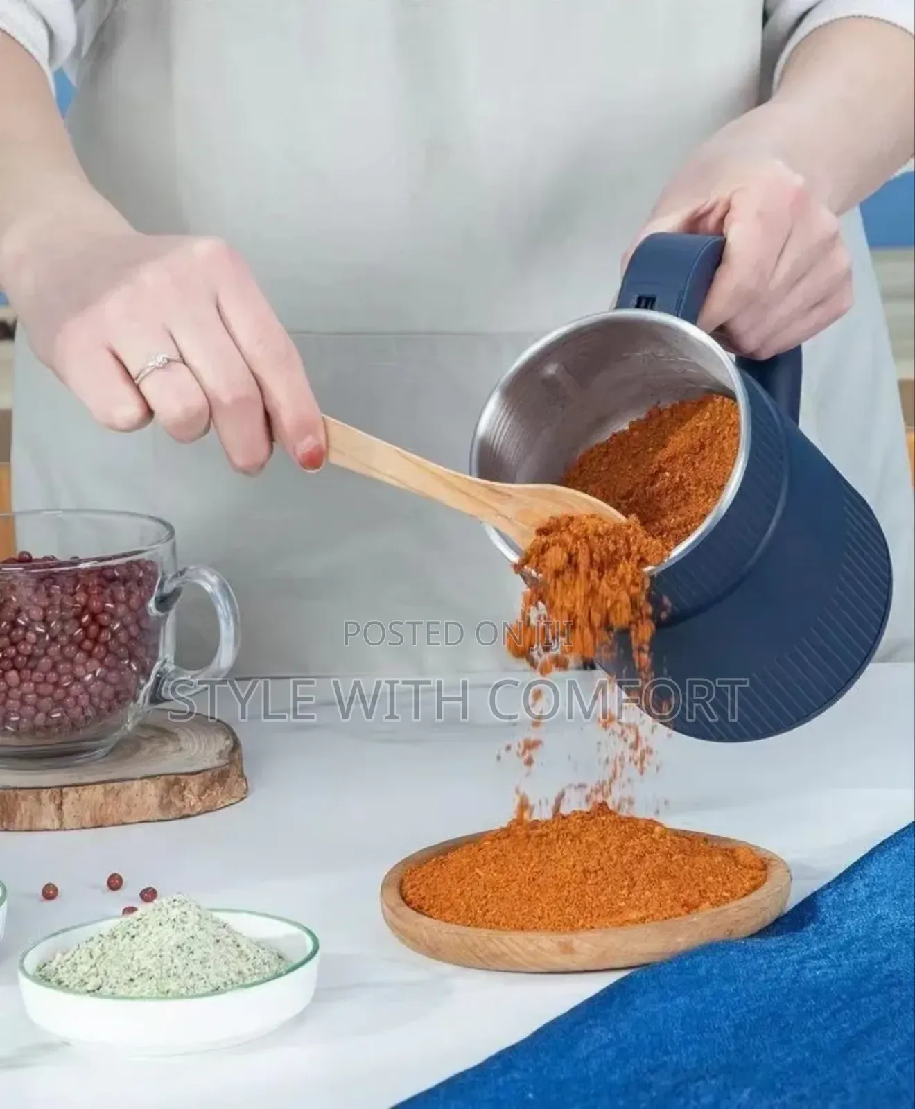 Dry Blender/Grinder.